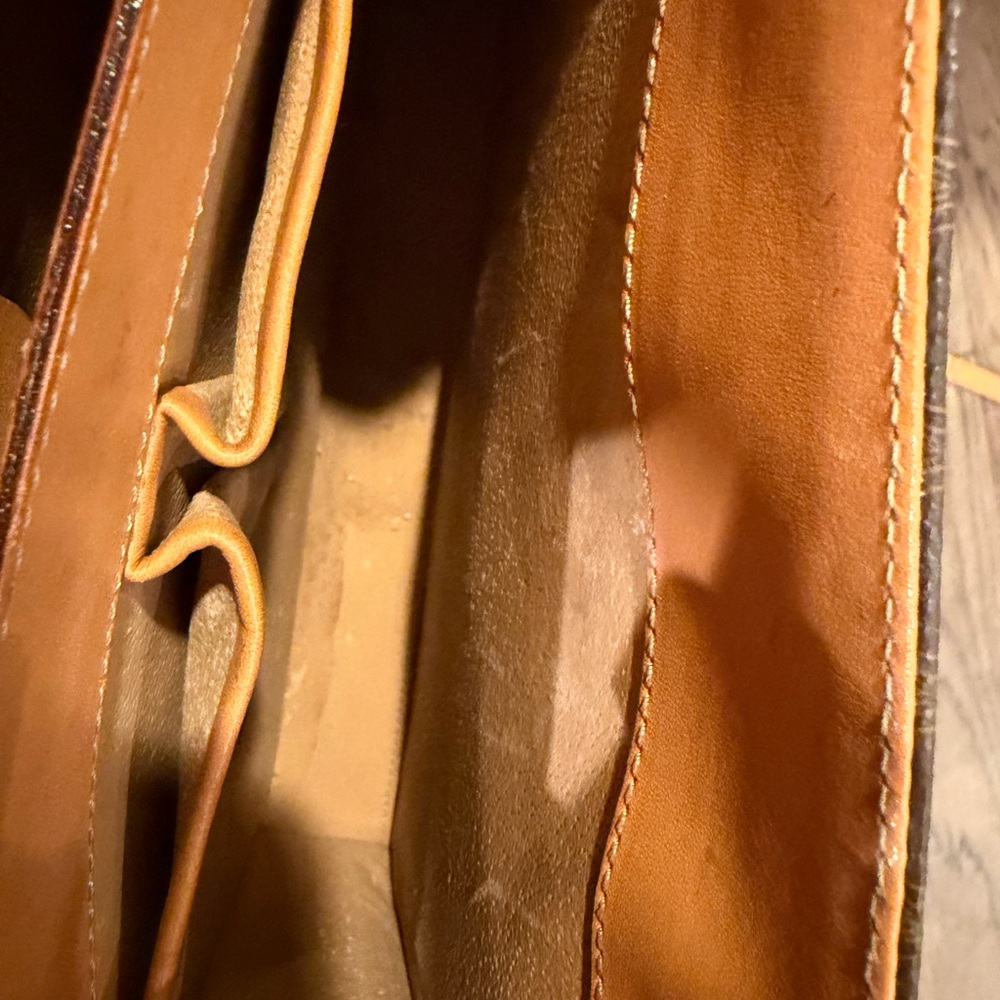 Below cost! Celine rare Macadam chain lock trapezoidal bag with crossbody strap - Picture 5 of 10